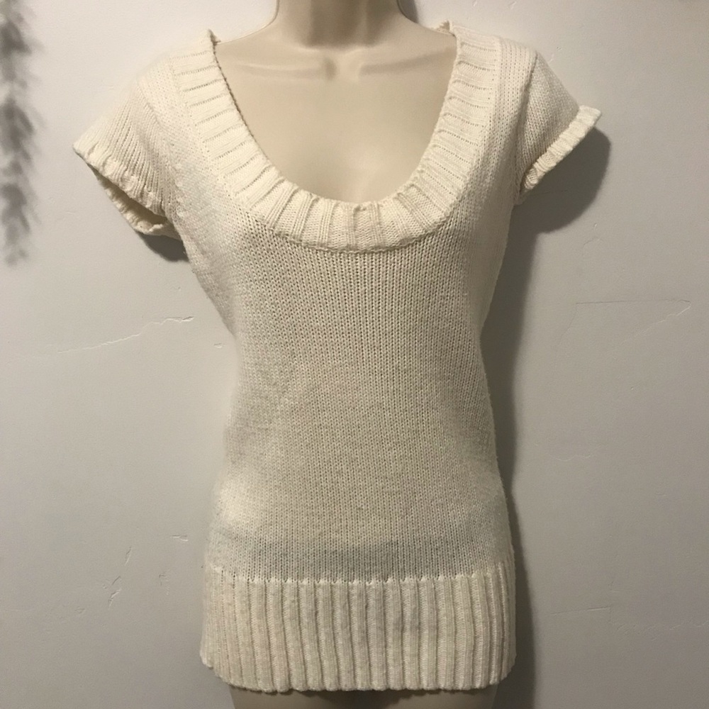 Vintage xhilaration short sleeve knitted sweater tunic